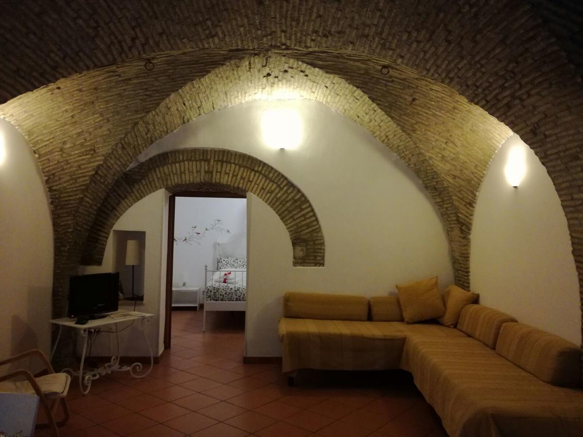 Bed and Breakfast Svegliarsi Nei Borghi - La Patronale à Troia Extérieur photo