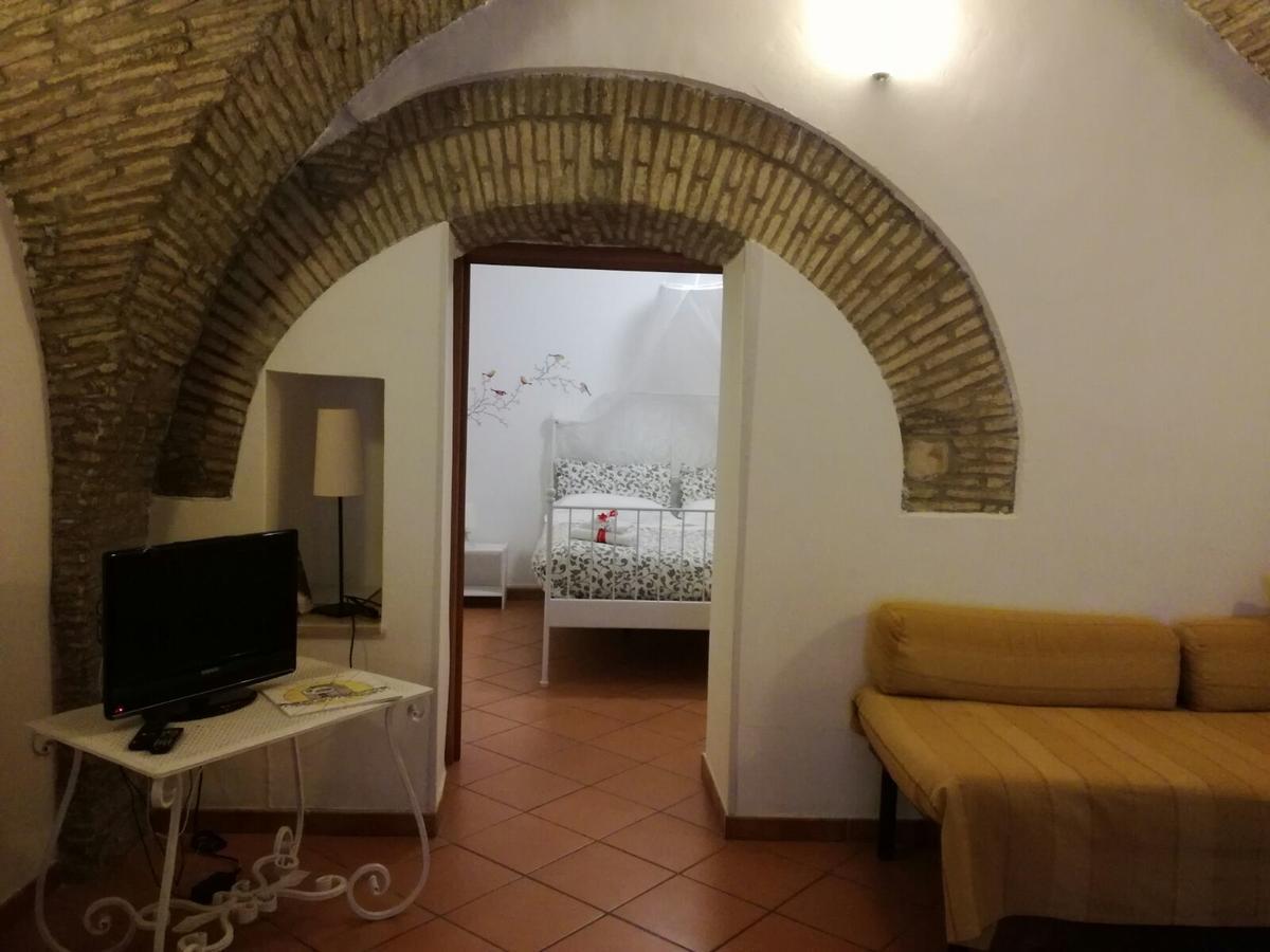 Bed and Breakfast Svegliarsi Nei Borghi - La Patronale à Troia Extérieur photo